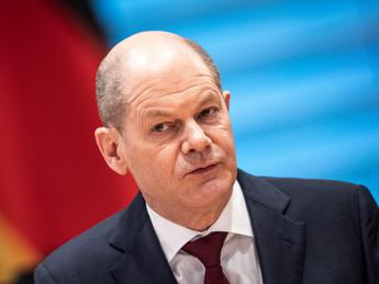 Domenica la Germania al voto: Olaf Scholz andrà a fare sport