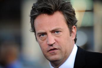 Matthew Perry, medico si dichiara colpevole per la sua morte