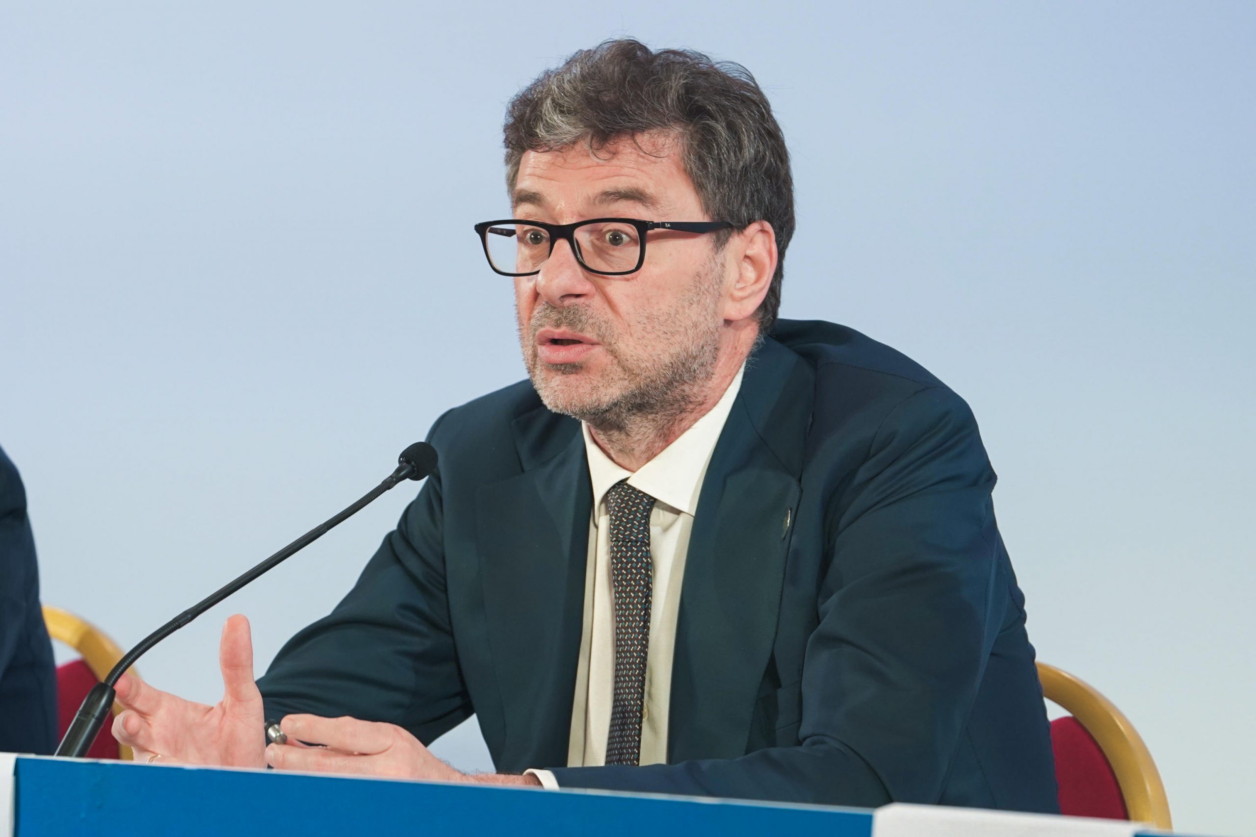 Giorgetti società da Lidentita.it