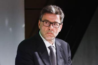 Giorgetti e la guerra infinita al Superbonus: “Via ai controlli catastali”