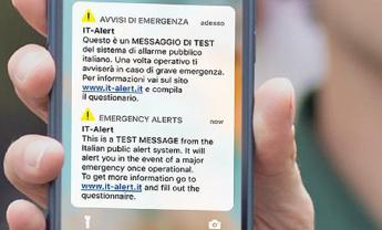 It Alert Campi Flegrei, oggi il test per eruzione imminente