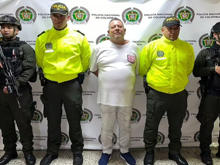 La passione per il biliardo tradisce a Medellin il boss della camorra Nocella, il re della logistica della cocaina