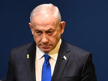 Israele, razzo di segnalazione contro casa Netanyahu: premier assente