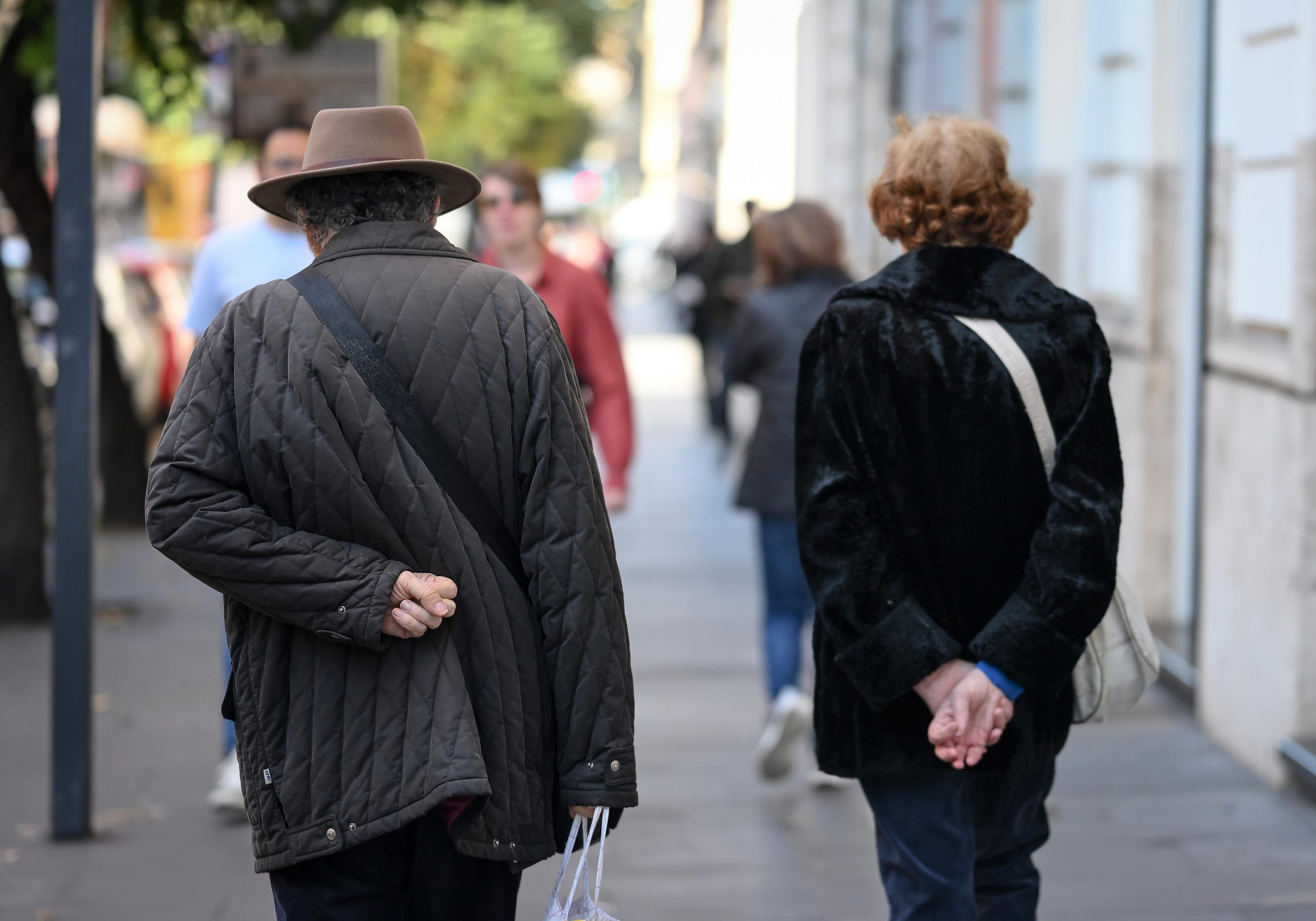 A CONTI FATTI – I vecchi lavorano, i giovani aspettano