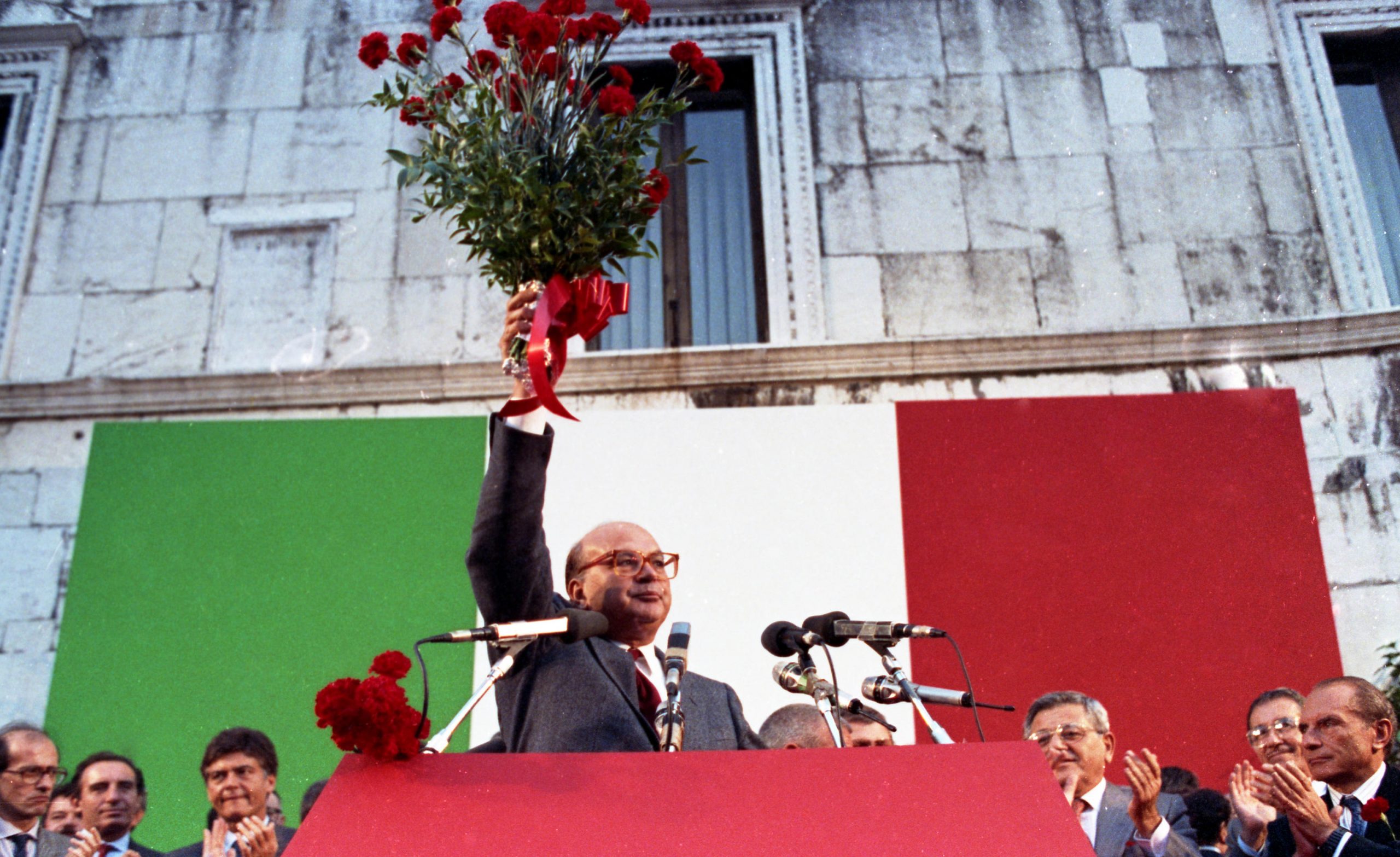 Craxi, dopo 25 anni oggi è conteso dalla politica