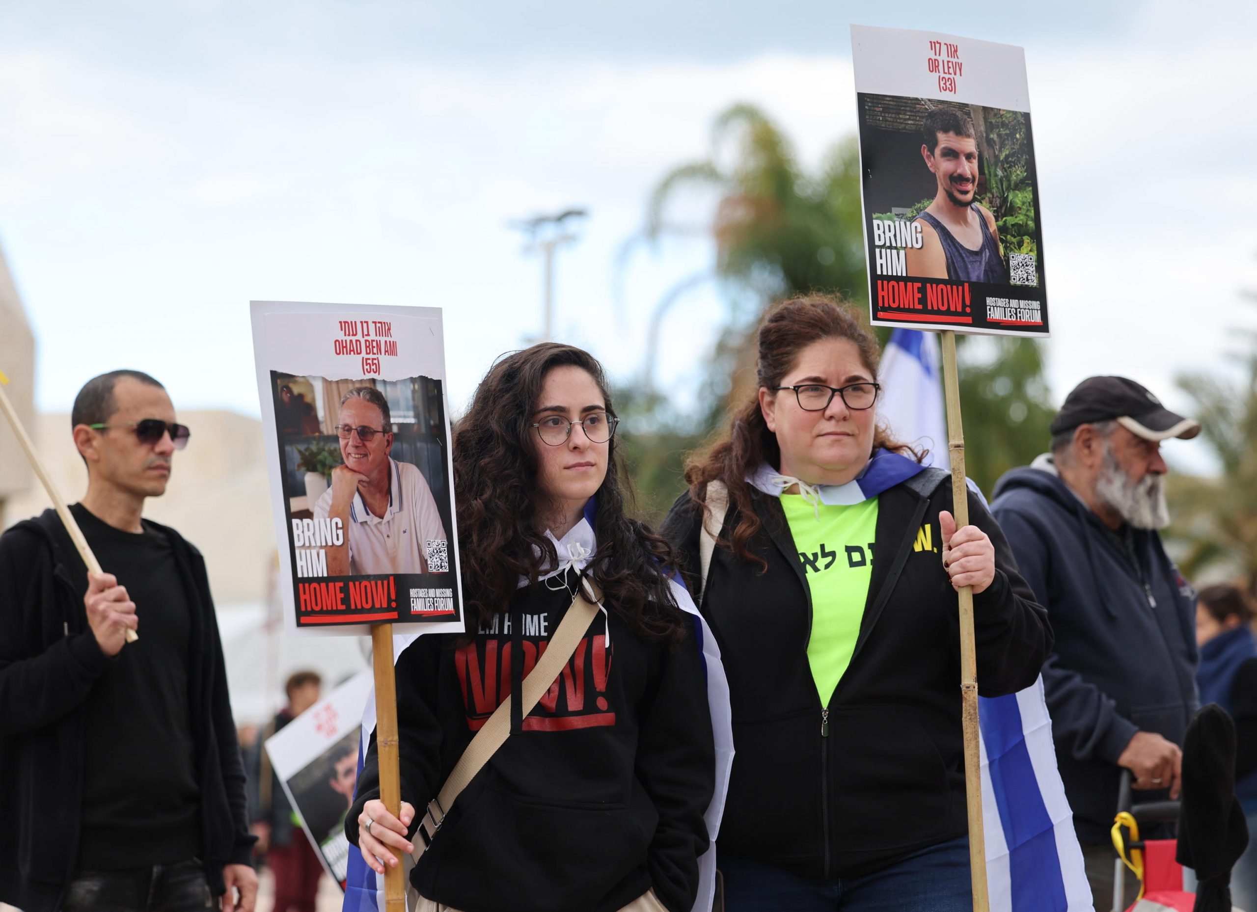 Liberati tre ostaggi israeliani, rilasciati 183 detenuti palestinesi