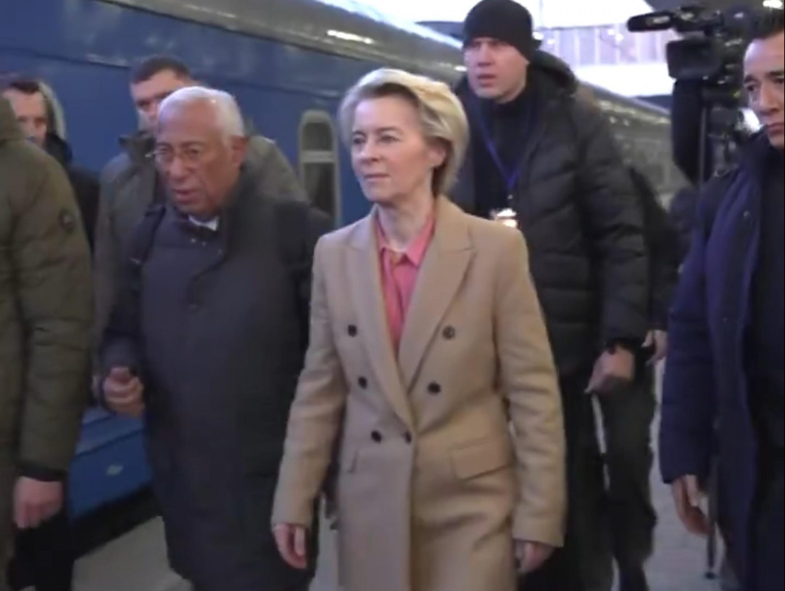 Von der Leyen in Ucraina: “Qui è Europa, pronti altri 3,5 miliardi”