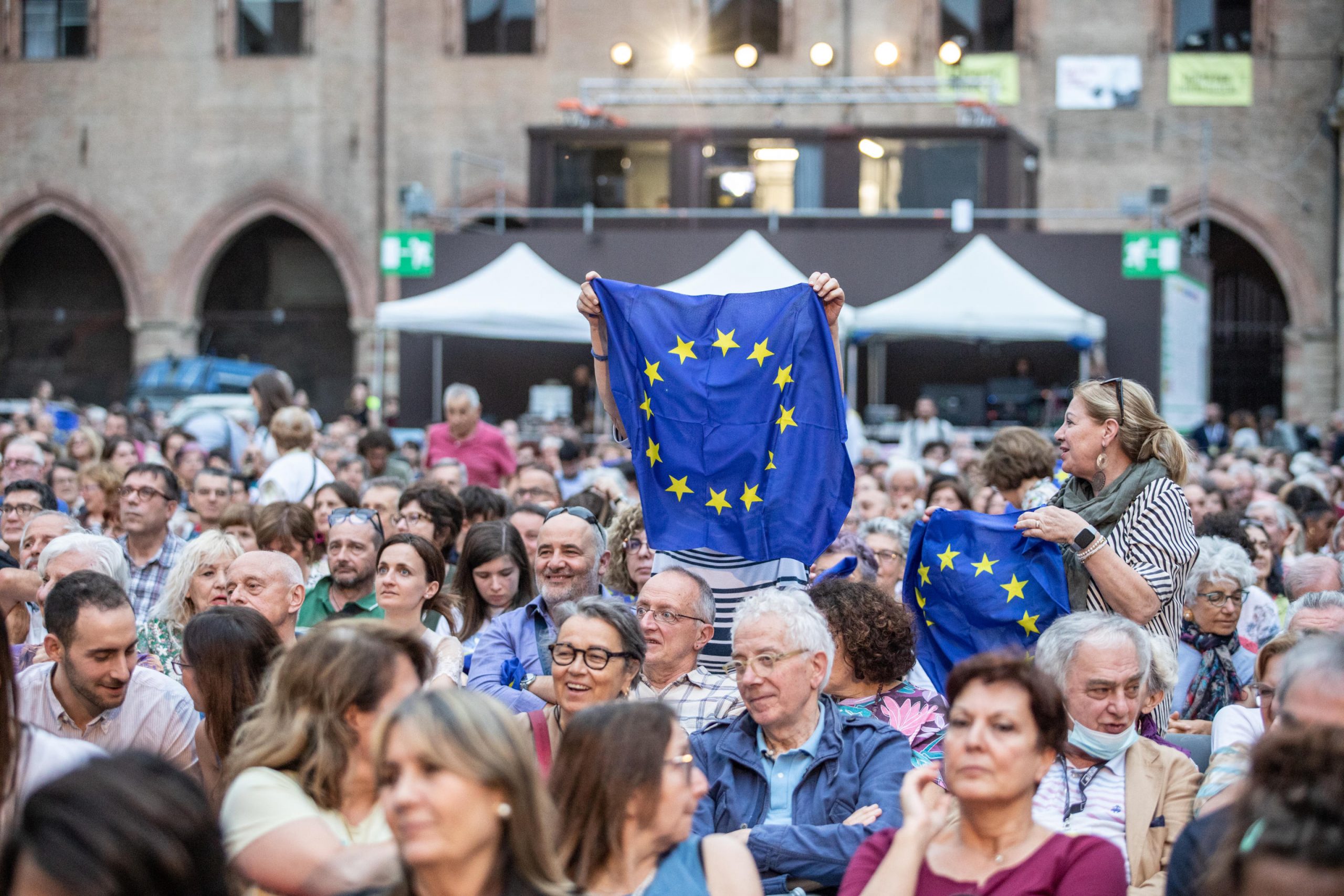 Un mondo a colori dove l’azzurro Europa è sempre più sbiadito