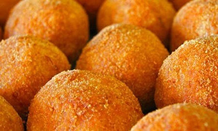 Arancino o arancina?  Litighiamone in pace